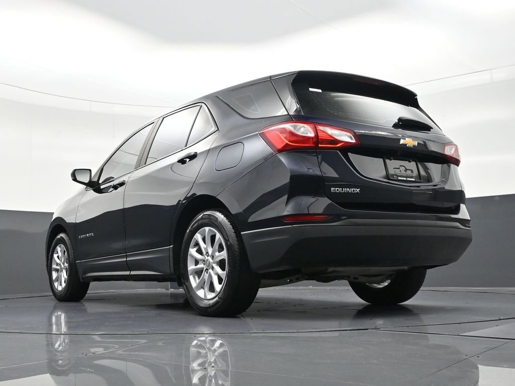 Used 2021 Chevrolet Equinox LS image 26