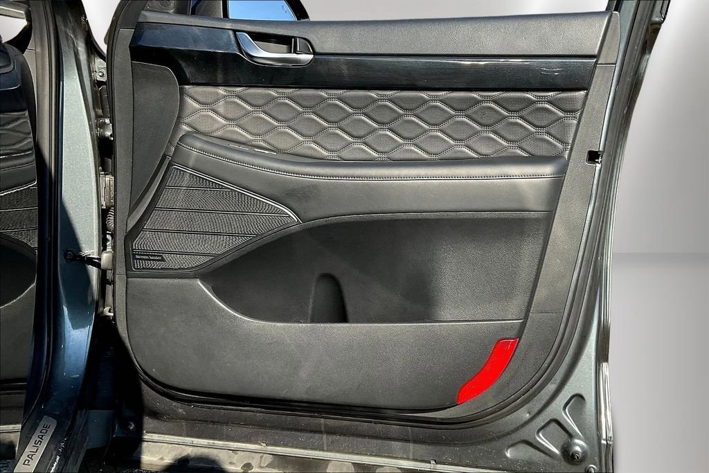 Used 2022 Hyundai Palisade Calligraphy image 29