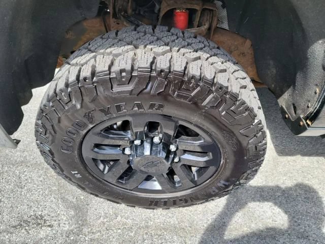 Used 2017 Chevrolet Silverado 2500 LT AWD/4WD image 27