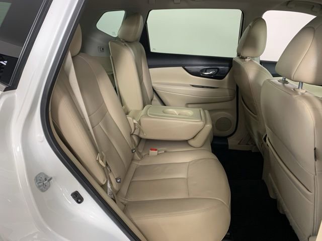 Used 2017 Nissan Rogue SL w/ SL Premium Package AWD/4WD image 32