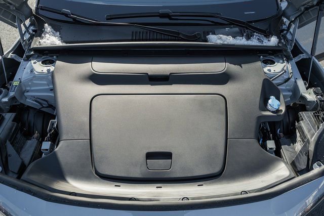 New 2026 Volvo EX30 Cross Country Ultra w/ Protection Package Premier image 18