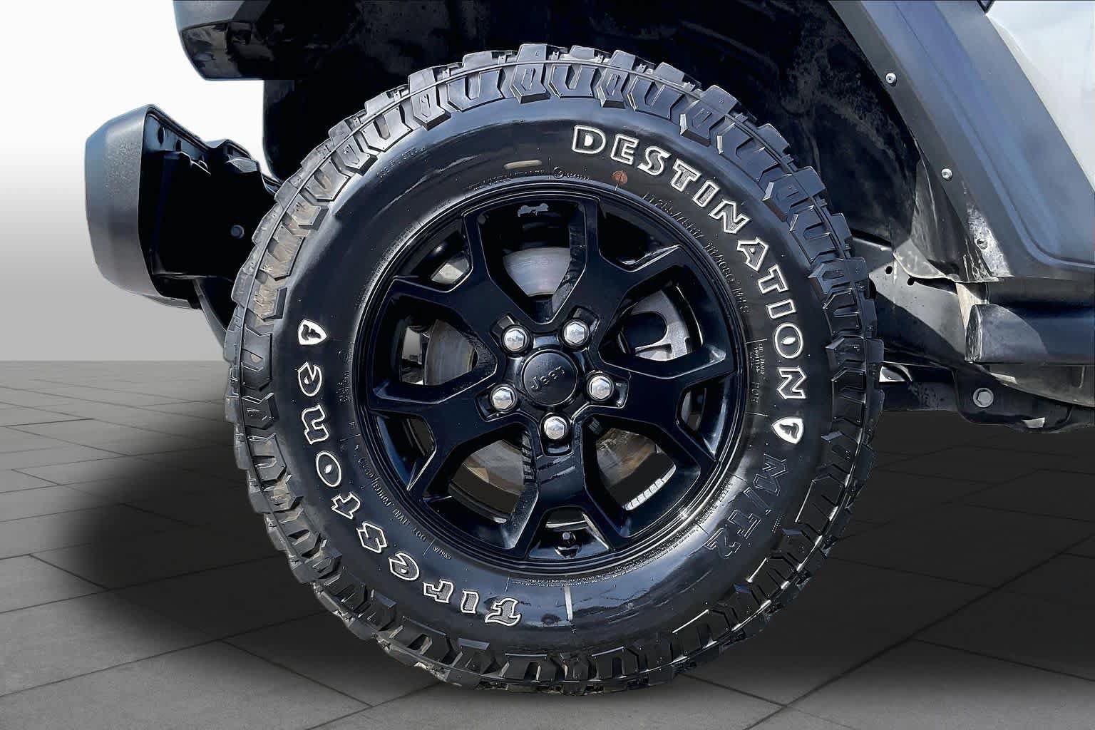 Used 2022 Jeep Wrangler Sport AWD/4WD image 10