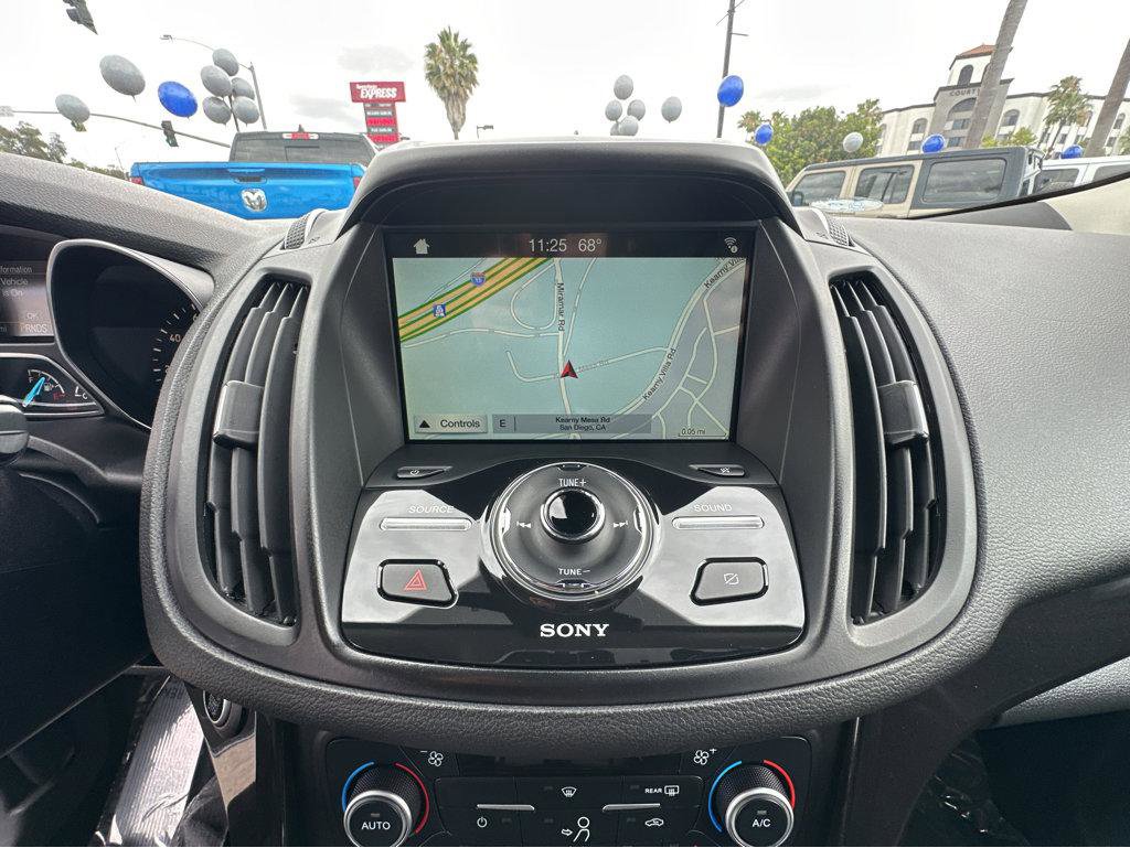 Used 2019 Ford Escape Titanium FWD image 5