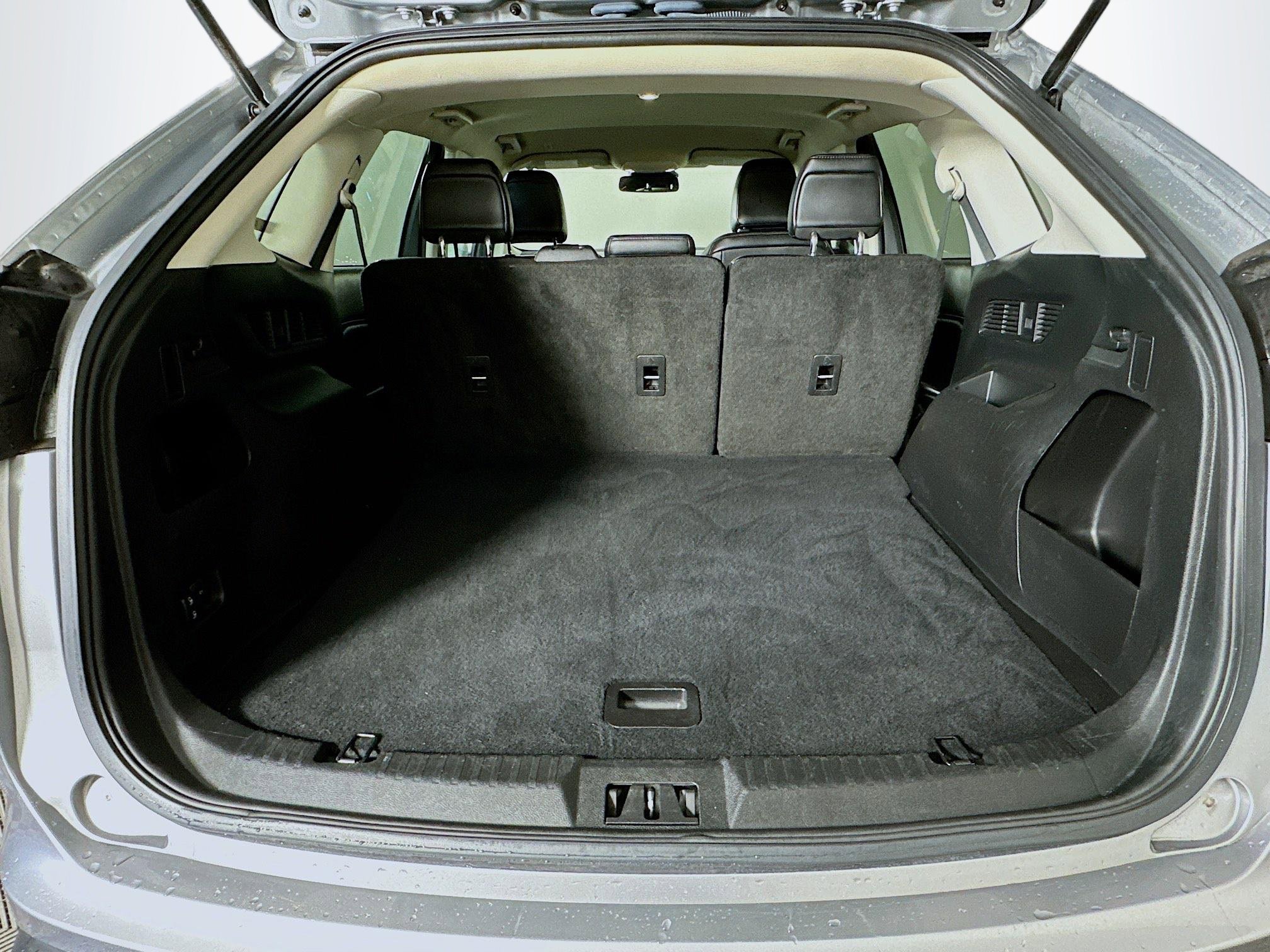 Used 2022 Ford Edge SEL image 28