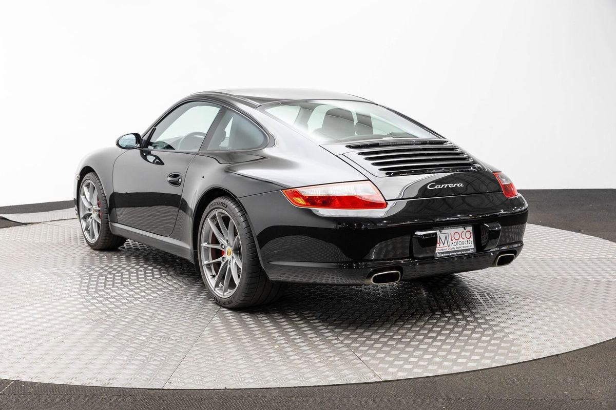 Used 2005 Porsche 911 Carrera RWD image 7
