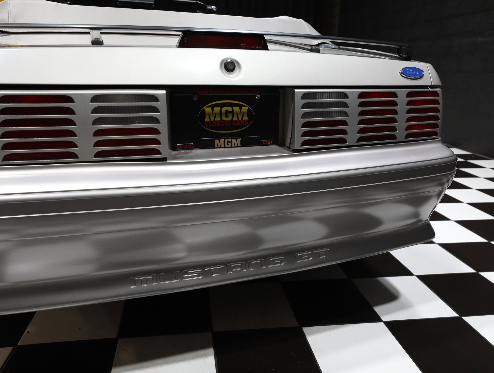 Used 1990 Ford Mustang GT image 29