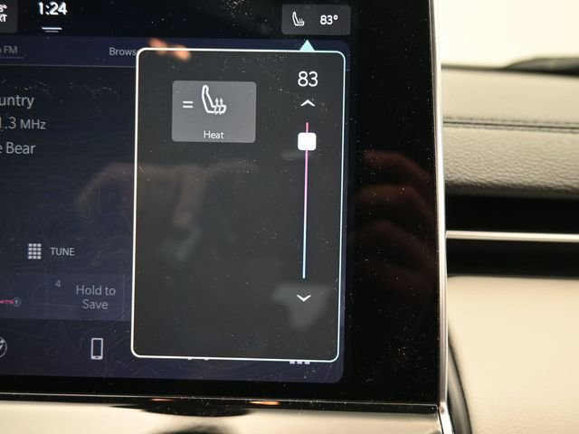 Used 2022 Jeep Compass Limited image 17