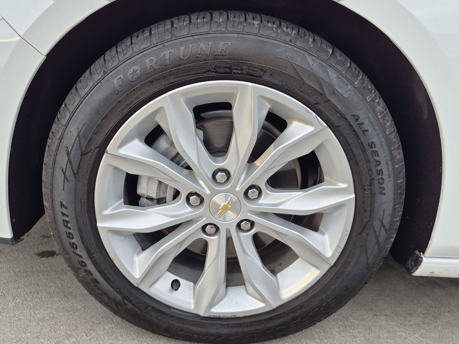 Used 2024 Chevrolet Malibu LT FWD image 15