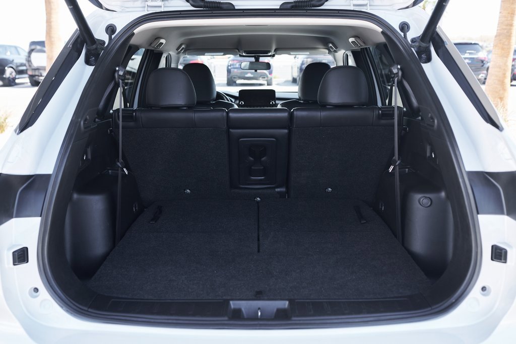 Used 2024 Mitsubishi Outlander SE image 22