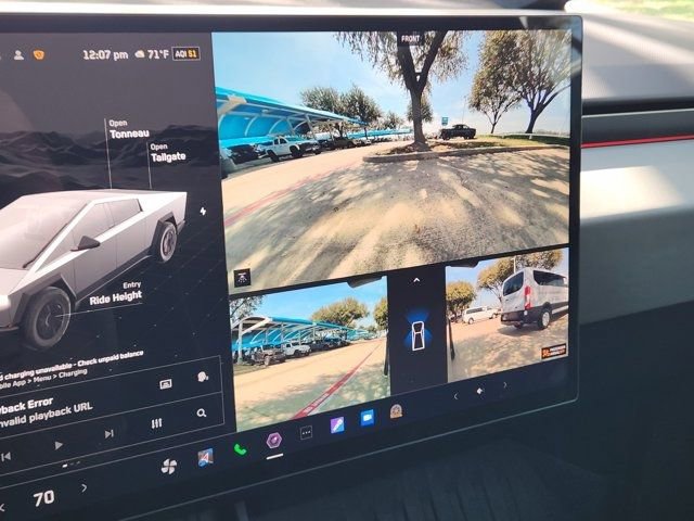 Used 2024 Tesla Cybertruck AWD Crew Cab image 7