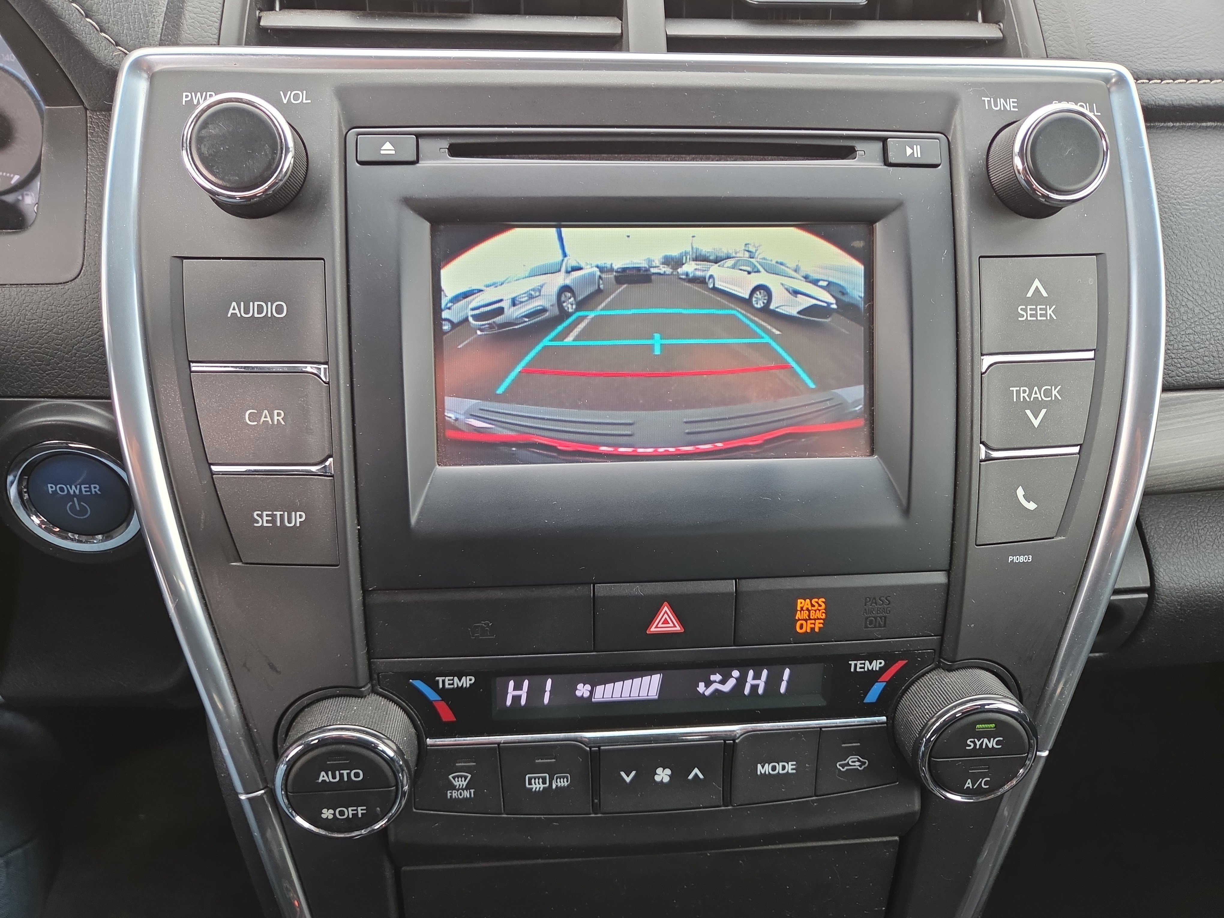 Used 2015 Toyota Camry LE image 26