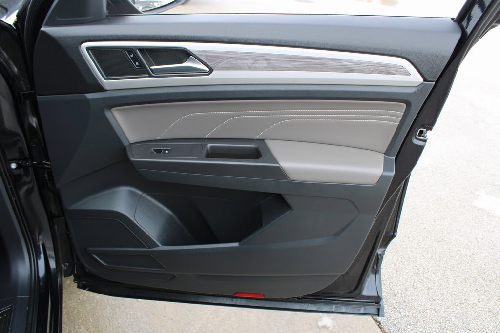 Certified 2023 Volkswagen Atlas Cross Sport SE image 24