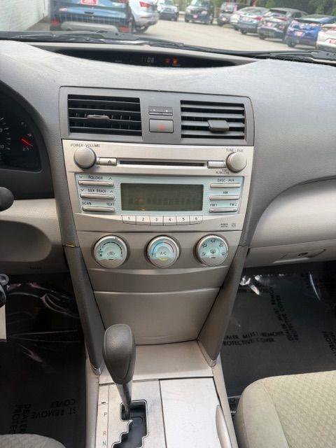 Used 2007 Toyota Camry XLE FWD image 17