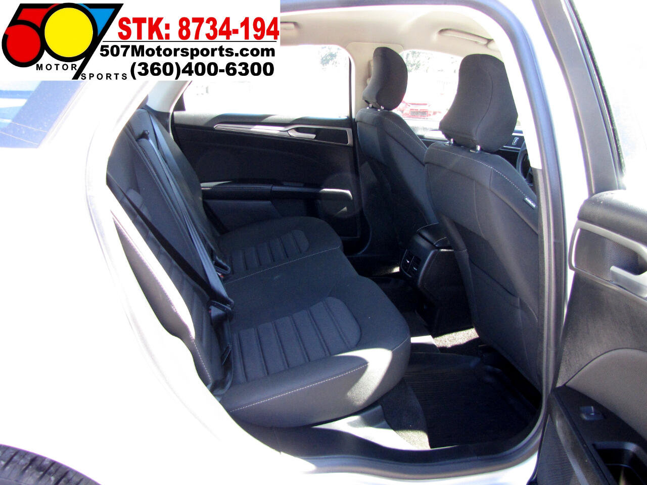 Used 2019 Ford Fusion SE image 16