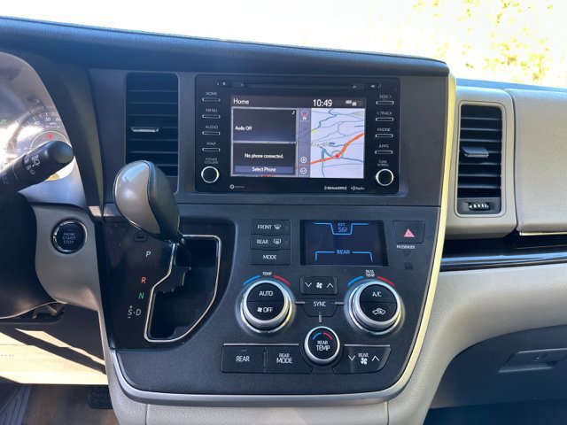 Used 2020 Toyota Sienna XLE w/ XLE Navigation Package AWD/4WD image 23