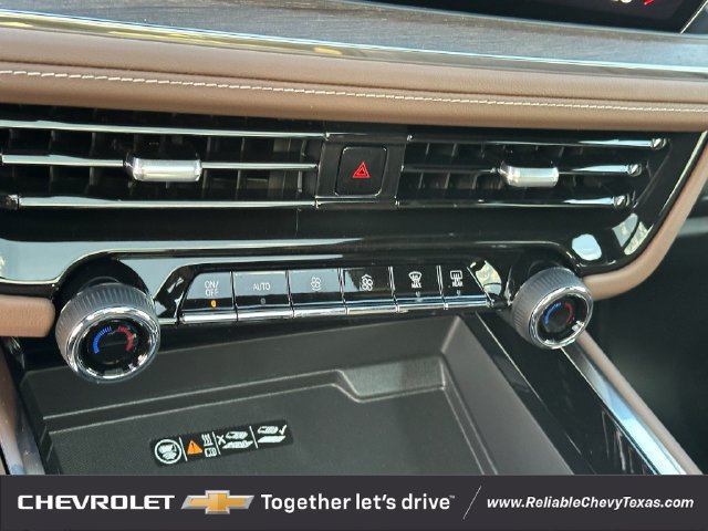 New 2026 Chevrolet Tahoe High Country AWD/4WD image 19