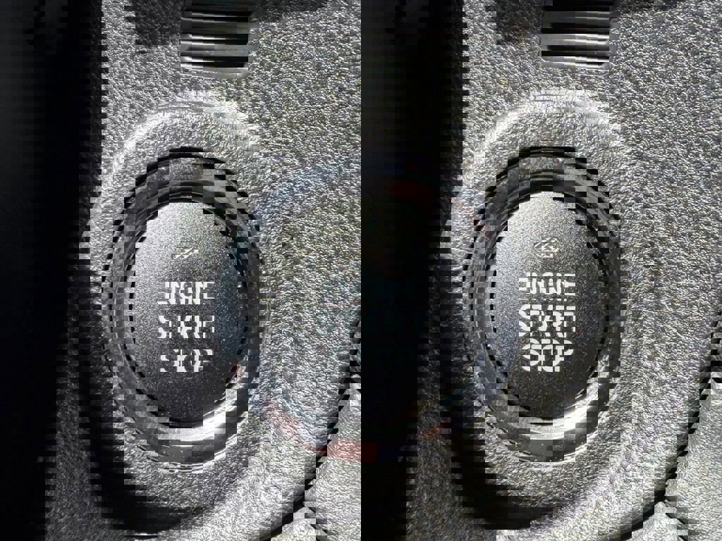 Used 2024 Subaru Outback Touring XT image 27