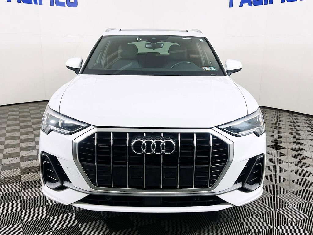Used 2025 Audi Q3 2.0T Premium AWD/4WD image 3