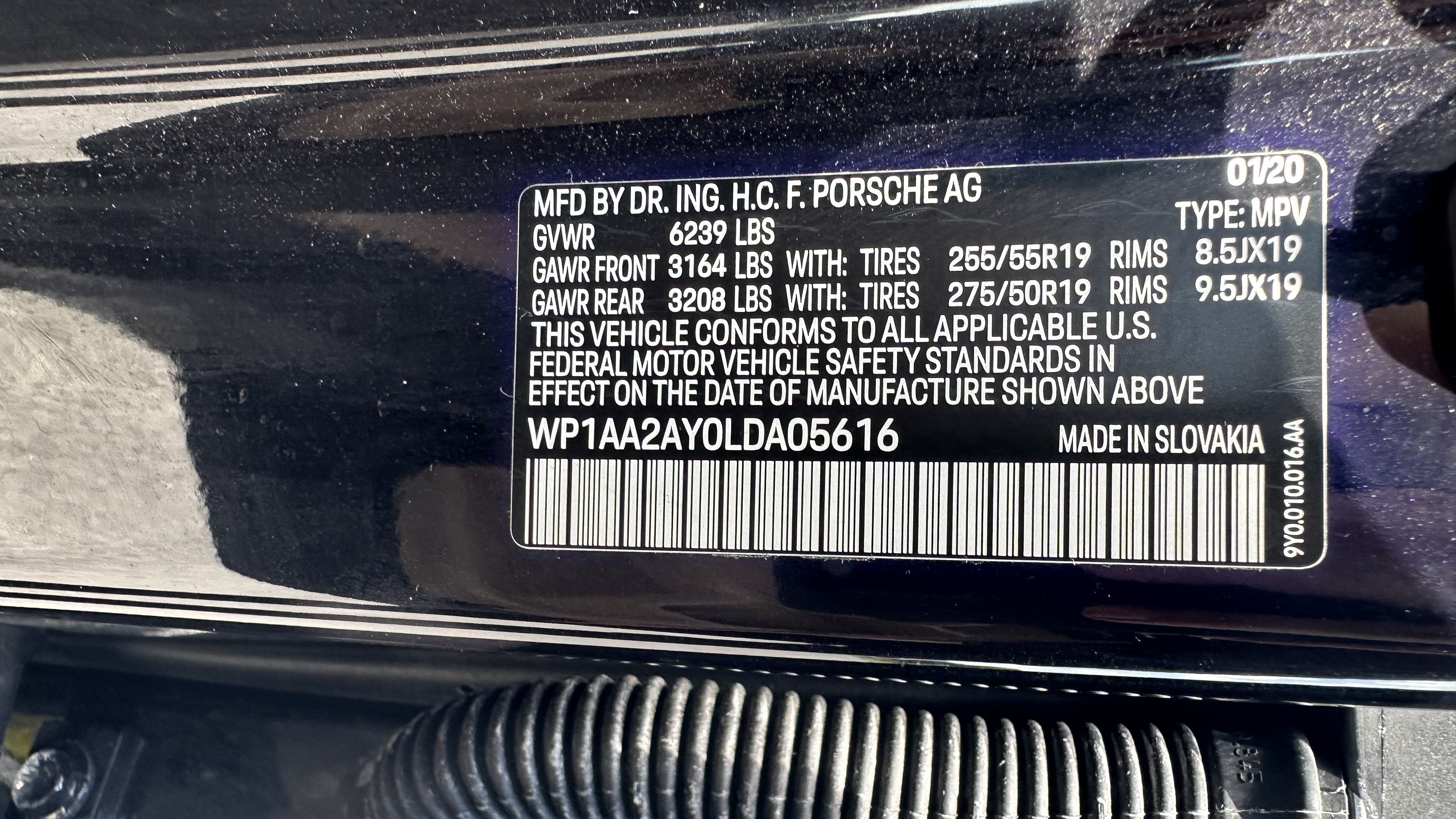 Used 2020 Porsche Cayenne AWD/4WD image 34