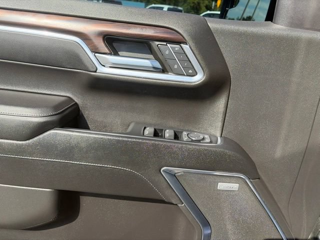 Used 2023 GMC Sierra 1500 SLT w/ SLT Premium Package AWD/4WD image 9