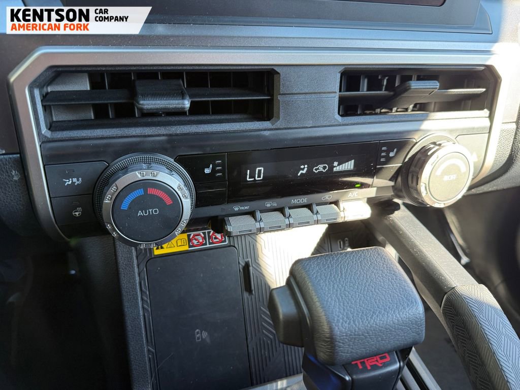 Used 2025 Toyota 4Runner TRD Off-Road image 29