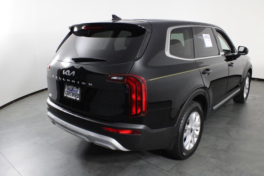 Used 2022 Kia Telluride LX FWD image 3