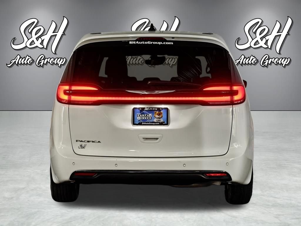 Used 2025 Chrysler Pacifica Select image 22