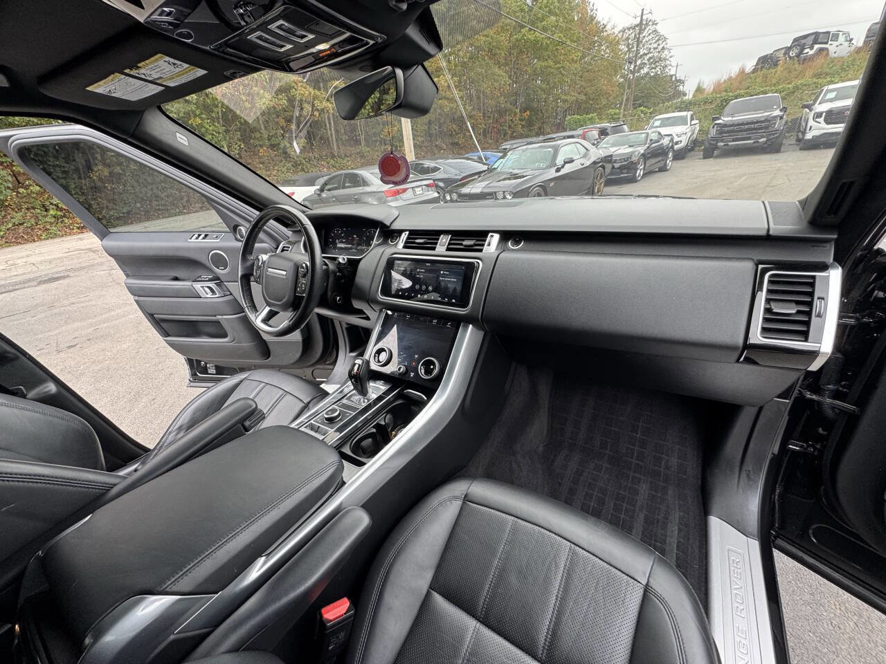 Used 2019 Land Rover Range Rover Sport HSE image 21