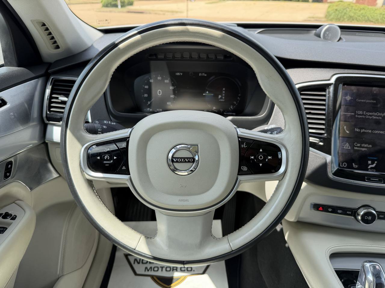 Used 2016 Volvo XC90 T8 Momentum w/ Vision Package AWD/4WD image 22