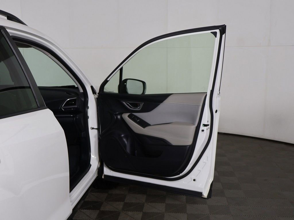 Used 2020 Subaru Forester Premium AWD/4WD image 21