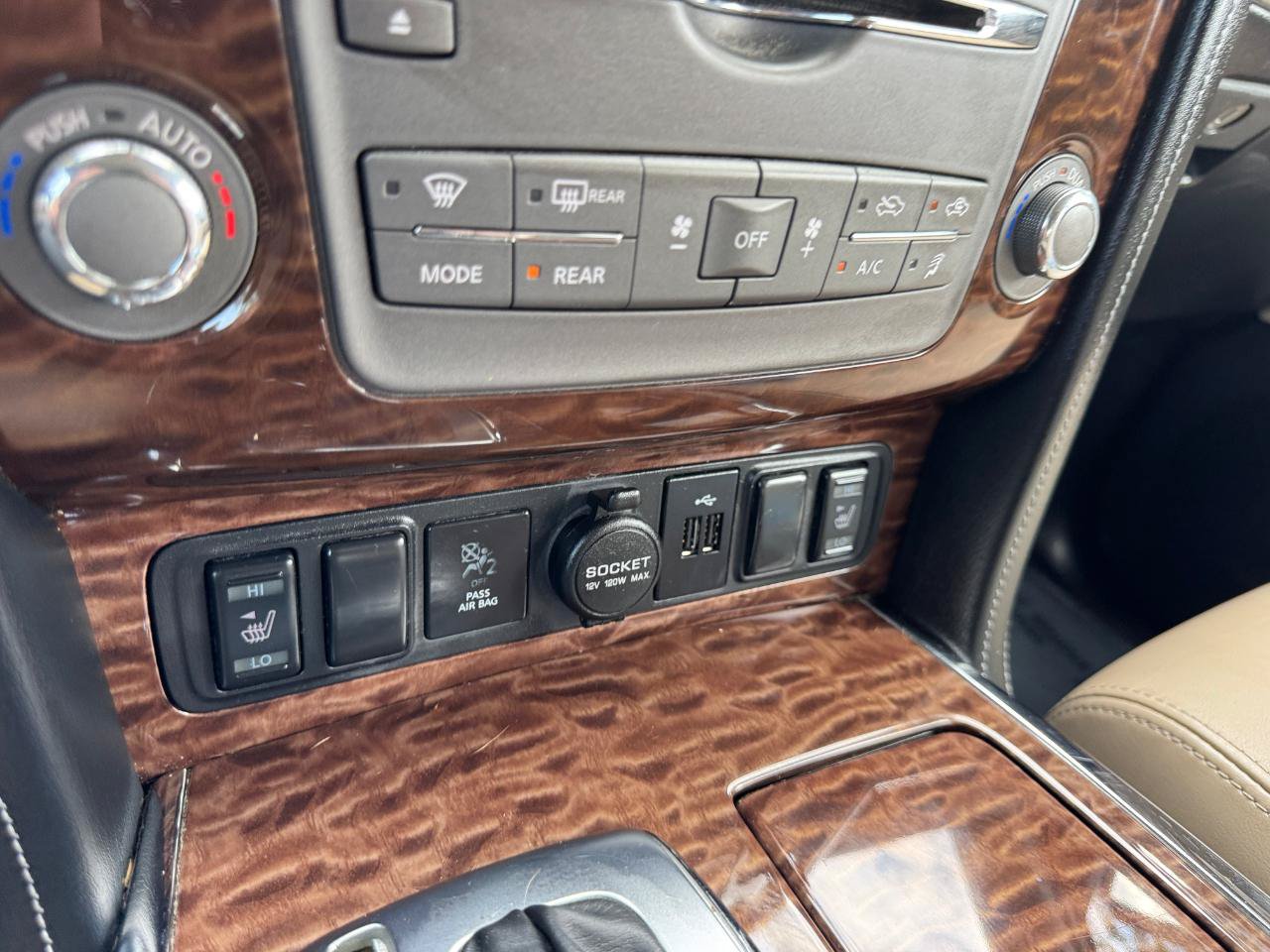 Used 2020 Nissan Armada SL w/ Premium Package AWD/4WD image 29