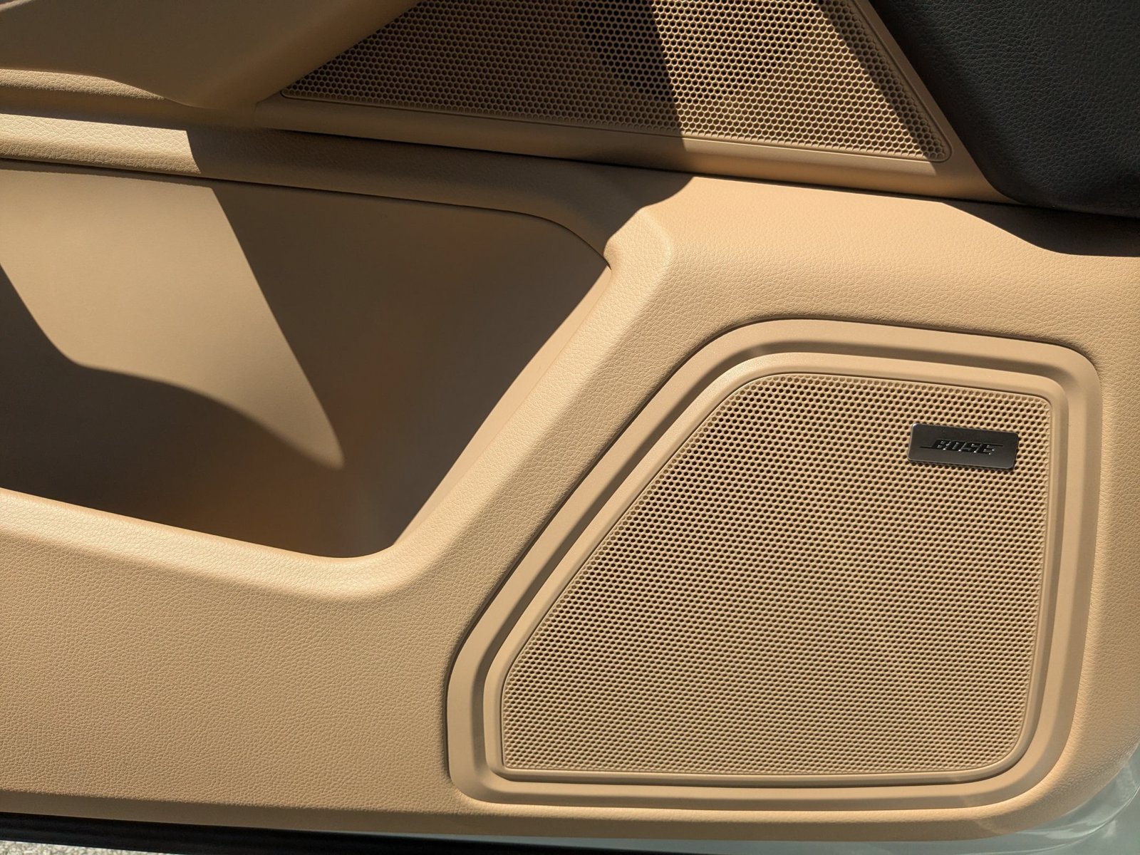 New 2026 Porsche Macan AWD/4WD image 14