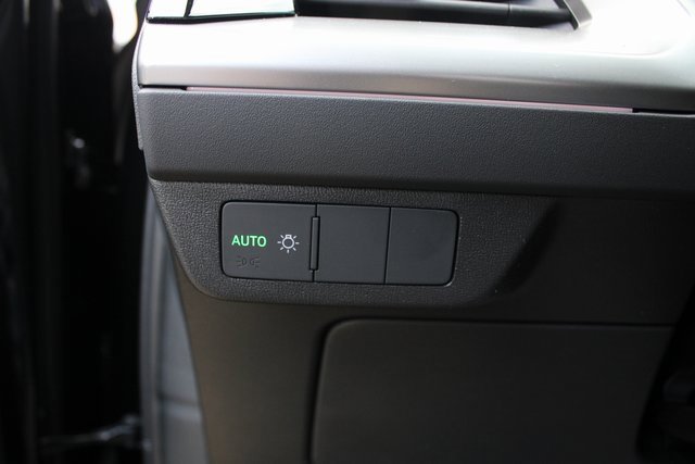 New 2025 Audi Q4 e-tron Premium Plus image 18