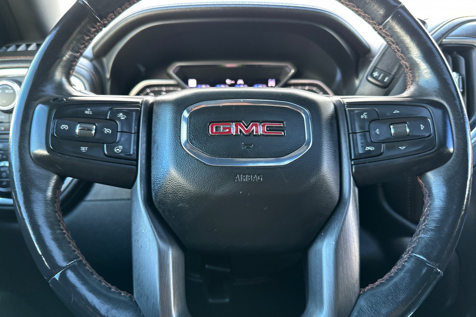 Used 2020 GMC Sierra 1500 AT4 w/ AT4 Premium Package AWD/4WD image 34