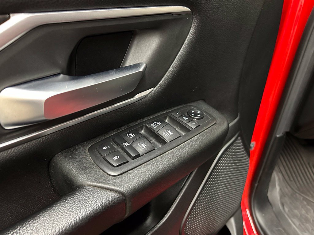 Used 2019 RAM 1500 Big Horn AWD/4WD image 26