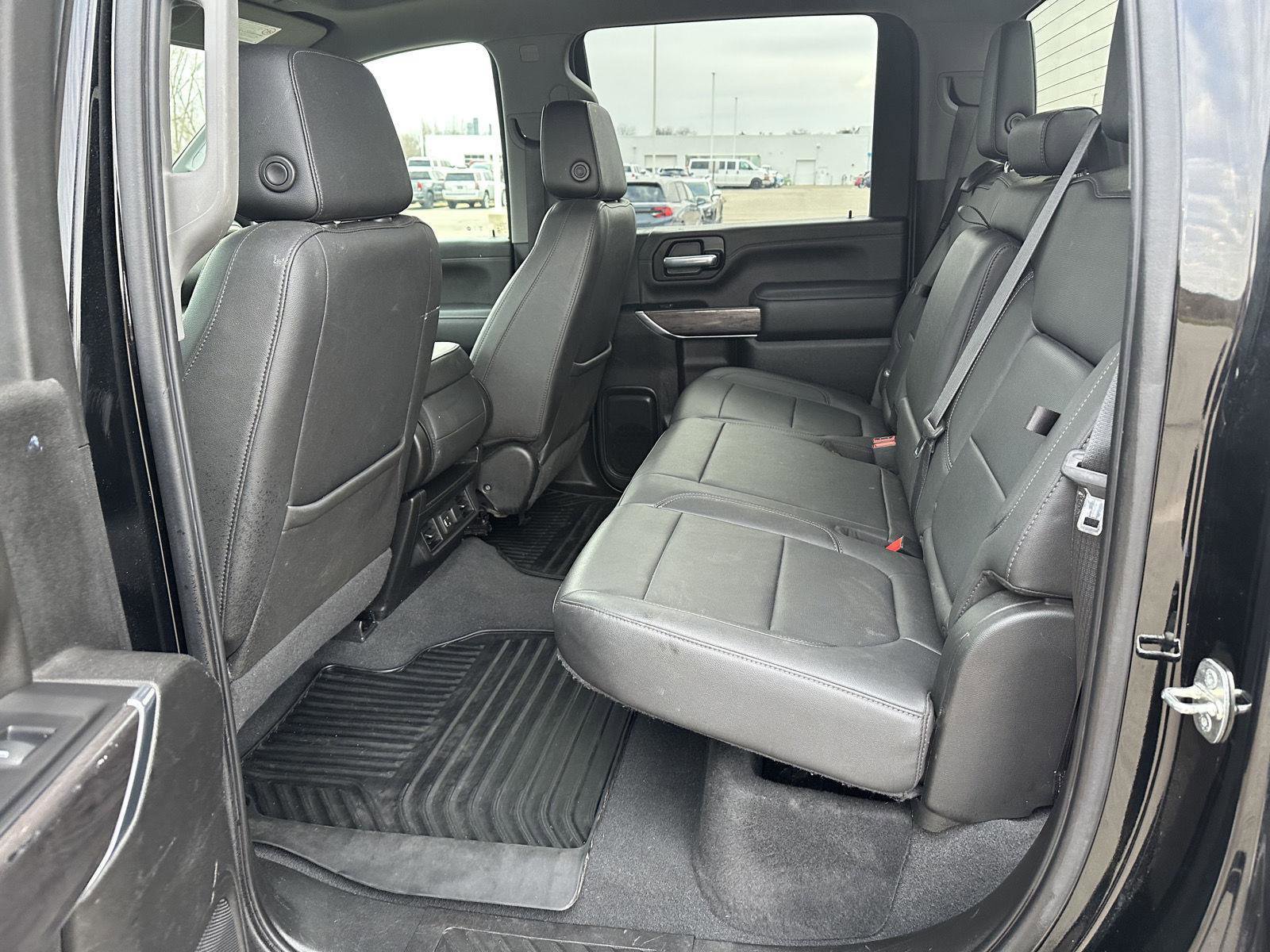 Used 2022 Chevrolet Silverado 2500 LTZ w/ Gooseneck/5TH Wheel Package image 12