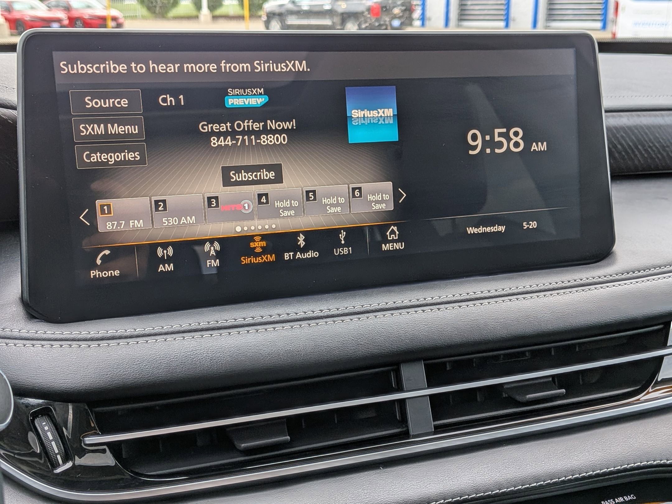 Used 2022 INFINITI QX60 Sensory w/ Vision Package AWD/4WD image 17