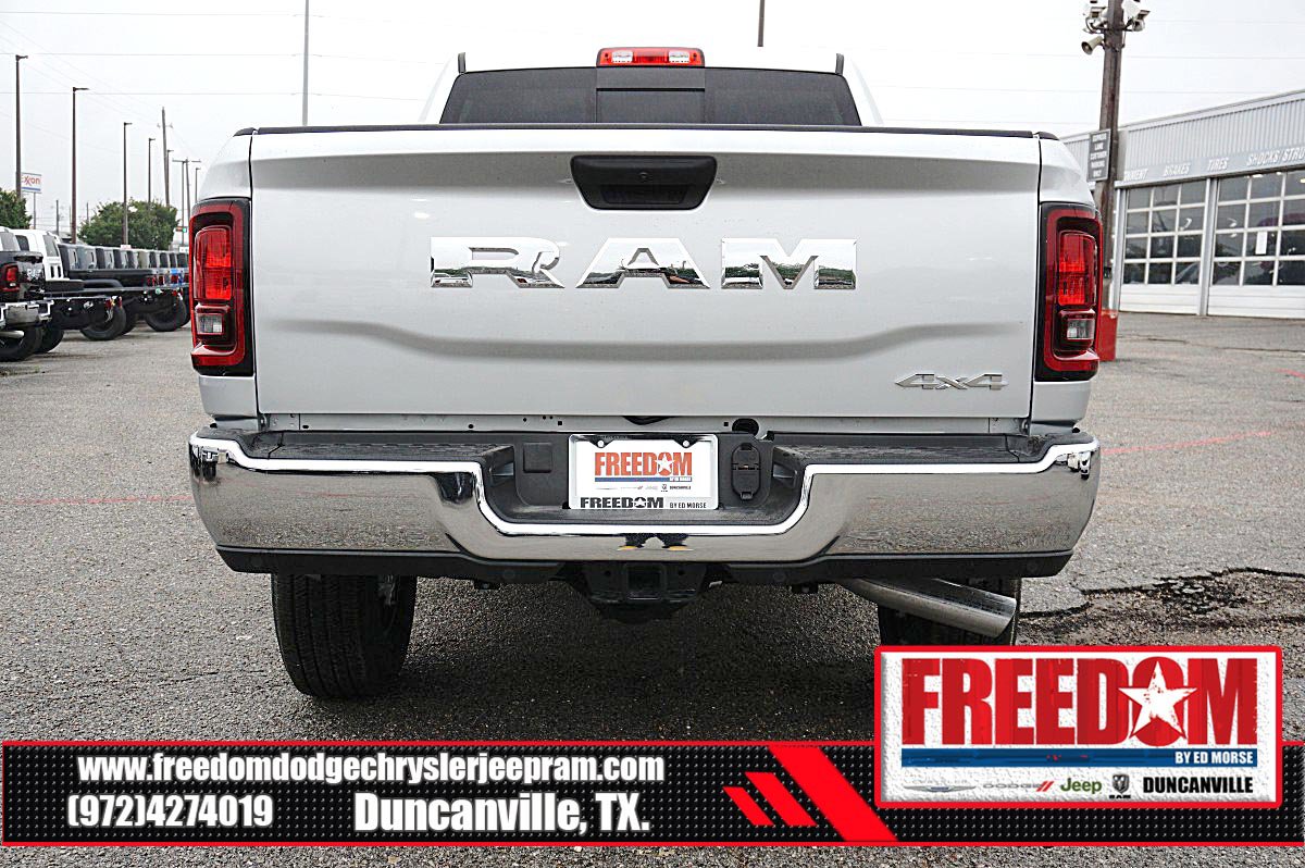 New 2026 RAM 2500 Tradesman AWD/4WD image 4