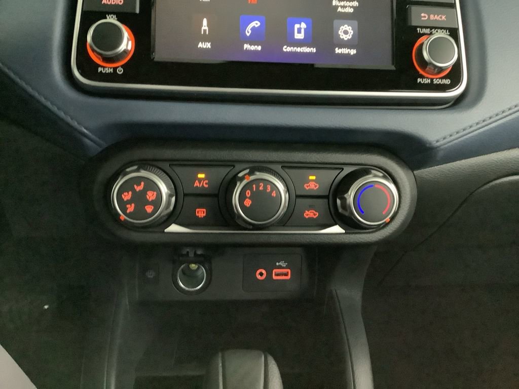 Used 2025 Nissan Versa SV w/ Trunk Package image 22