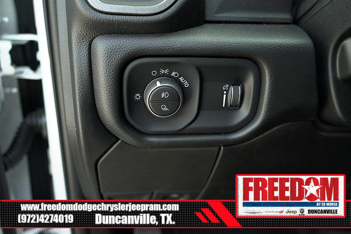 New 2025 RAM 2500 Tradesman image 28