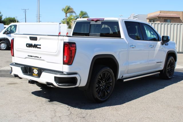 Used 2022 GMC Sierra 1500 Denali w/ Denali Reserve Package AWD/4WD image 4