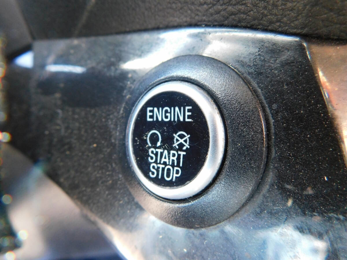 Used 2017 Ford Escape Titanium w/ Equipment Group 301A image 16