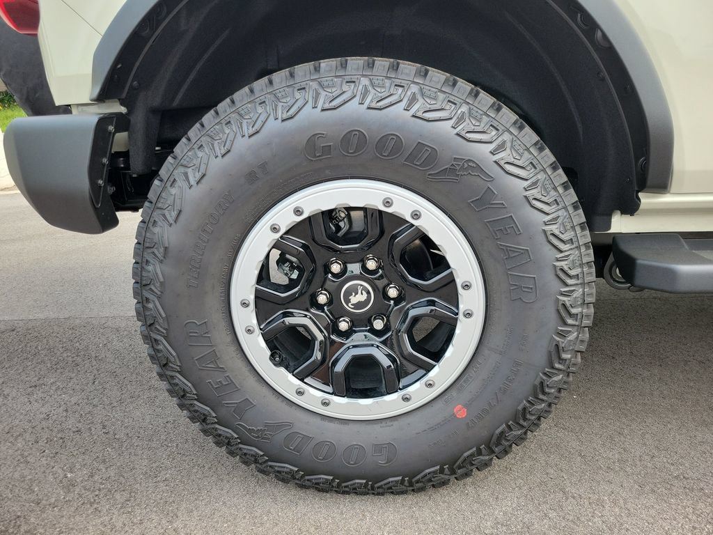 New 2026 Ford Bronco 2-Door w/ Sasquatch Package AWD/4WD image 5
