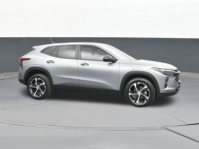 Used 2024 Chevrolet Trax RS w/ Driver Confidence Package image 18