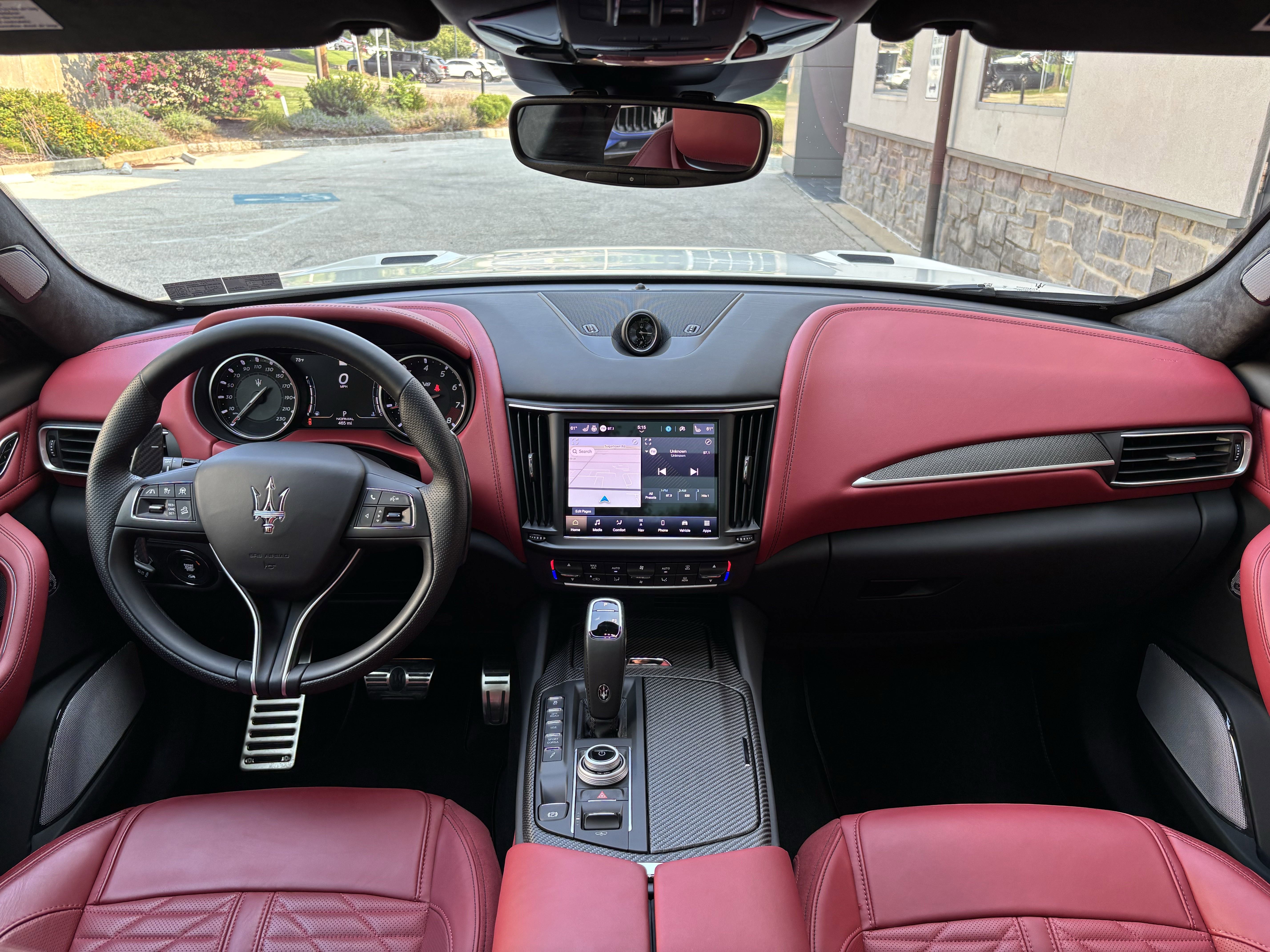 Used 2023 Maserati Levante Trofeo image 24