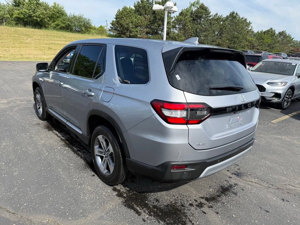 Certified 2023 Honda Pilot EX-L image 2