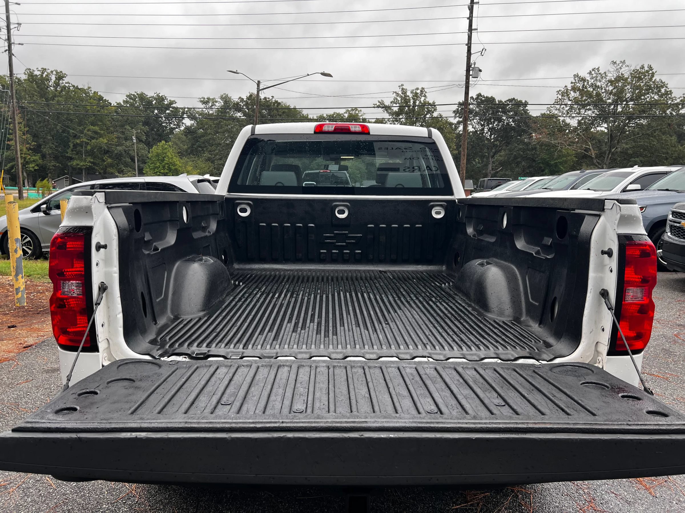 Used 2017 Chevrolet Silverado 1500 W/T RWD image 7