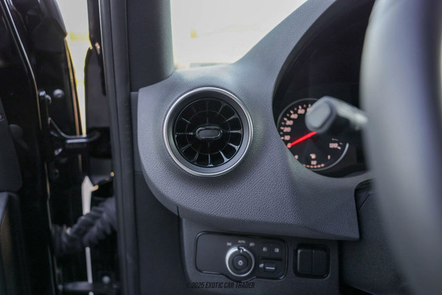 Used 2024 Mercedes-Benz Sprinter 2500 image 38