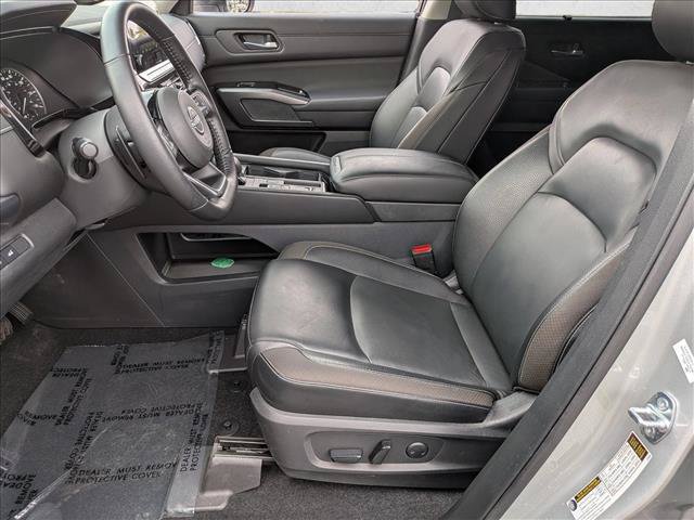 Used 2022 Nissan Pathfinder SL FWD image 22