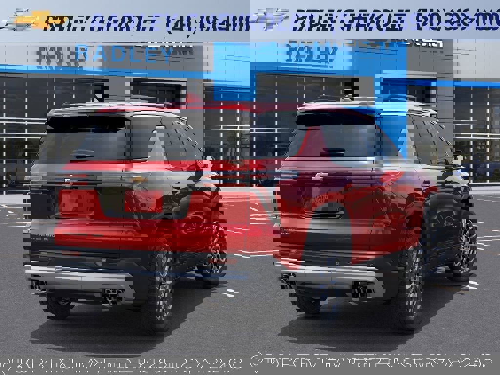 New 2026 Chevrolet Traverse LT w/ Enhanced Driving Package image 4